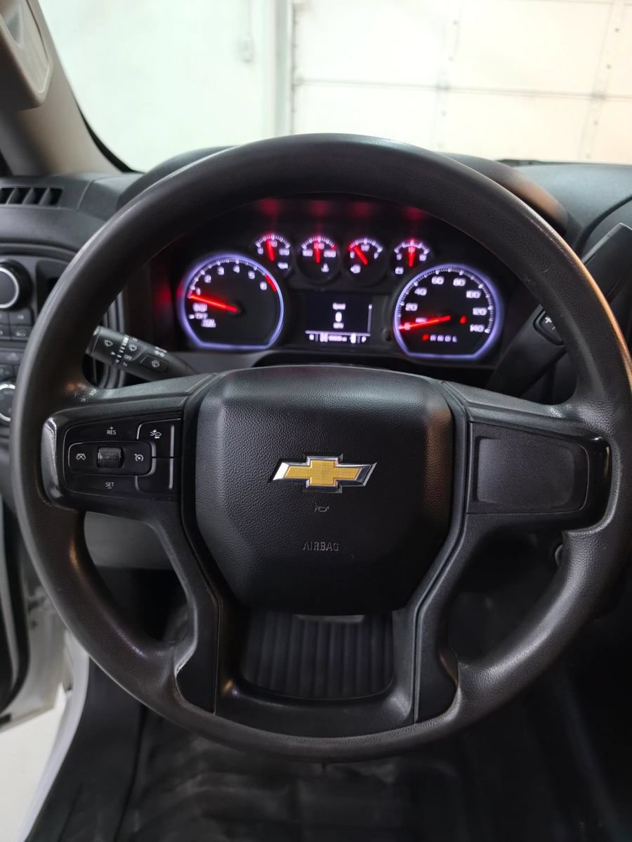 Used 2022 Chevrolet Silverado 1500 W/T w/ WT Value Package AWD/4WD image 37