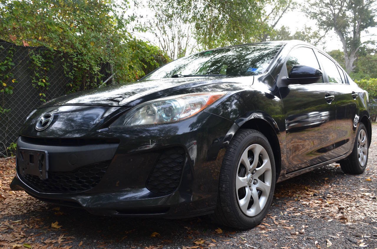 Used 2013 MAZDA MAZDA3 i Sport FWD image 2