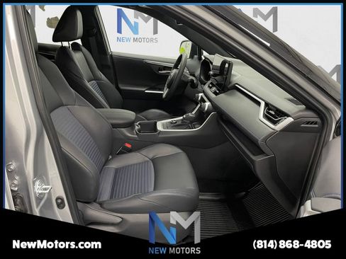 Used 2024 Toyota RAV4 XSE w/ Weather Package AWD/4WD image 13