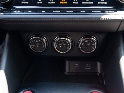 New 2024 Nissan Z NISMO w/ Floor Mat Package RWD image 15