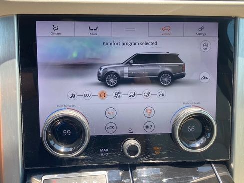 Used 2018 Land Rover Range Rover HSE AWD/4WD image 16
