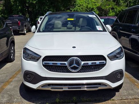 Used 2021 Mercedes-Benz GLA 250 w/ Premium Package image 2