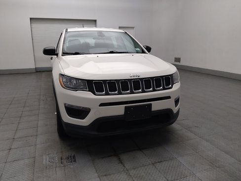 Used 2018 Jeep Compass Sport FWD image 14