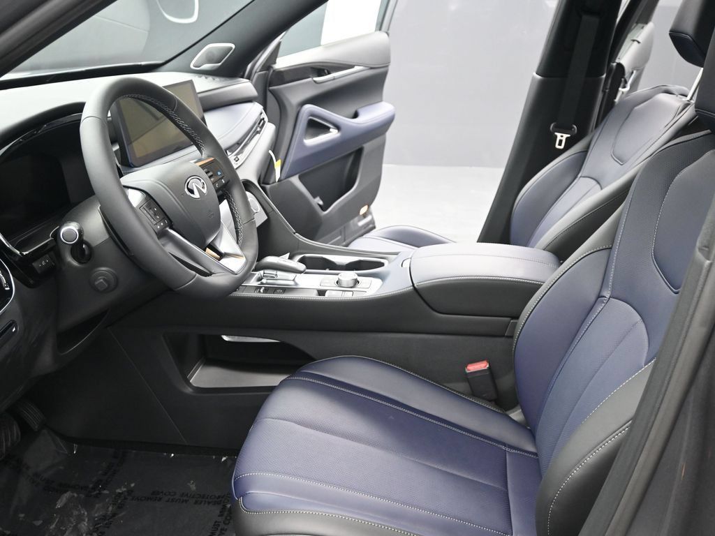 Certified 2026 INFINITI QX60 Sport w/ Dark Cargo Package AWD/4WD image 9
