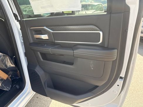 New 2026 RAM 2500 Big Horn AWD/4WD image 24