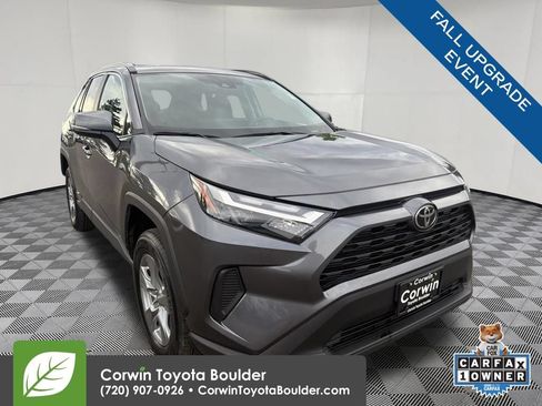 Used 2025 Toyota RAV4 XLE AWD/4WD image 1