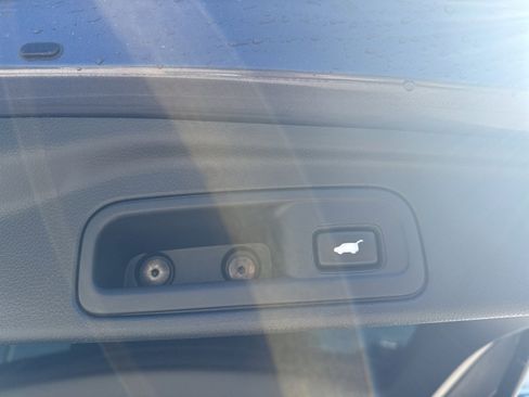 Used 2021 Honda Pilot Special Edition image 9