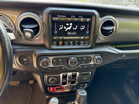 Used 2021 Jeep Wrangler Unlimited Rubicon 4xe w/ Cold Weather Group AWD/4WD image 20