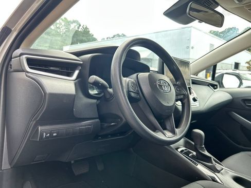 Used 2026 Toyota Corolla LE FWD image 10