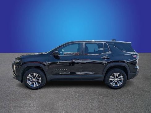 Used 2025 Chevrolet Equinox LT FWD image 2