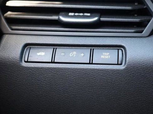 Certified 2025 Nissan Altima 2.5 SV image 18