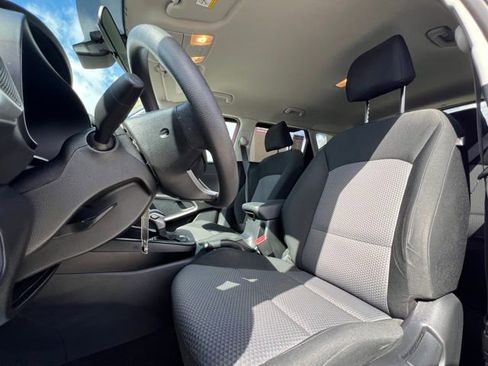 Used 2023 Kia Soul LX FWD image 16