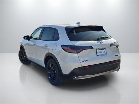 New 2026 Honda HR-V Sport image 6