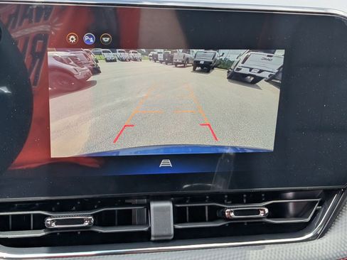 New 2026 Chevrolet Equinox RS w/ Convenience Package III FWD image 25