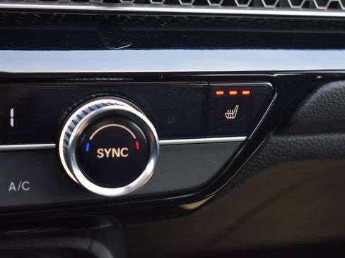 Used 2024 Honda Civic Touring image 24