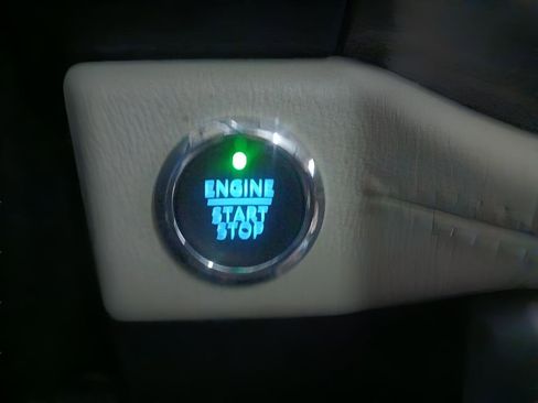 Certified 2022 Ford Expedition Limited image 18