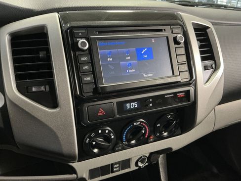 Used 2014 Toyota Tacoma PreRunner w/ TRD Sport Package image 26