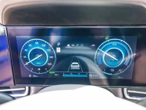 New 2026 Hyundai Elantra Sport FWD image 15