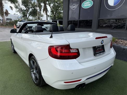 Used 2017 BMW 230i Convertible RWD image 4