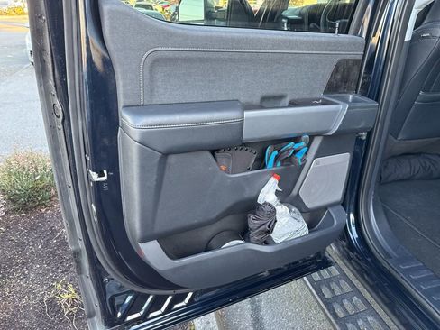 Used 2023 Ford F350 Lariat w/ Lariat Ultimate Package image 11