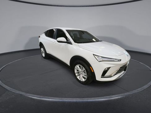 New 2025 Buick Envista Preferred w/ Convenience I Package image 2