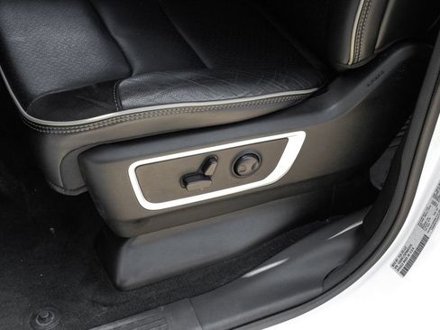 Used 2023 RAM 1500 Laramie AWD/4WD image 49