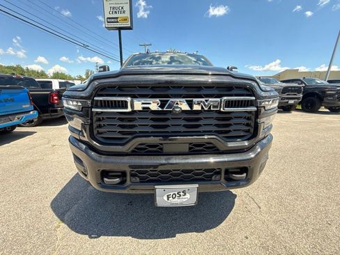 New 2026 RAM 2500 Big Horn AWD/4WD image 8
