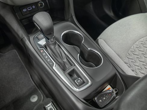 Used 2024 Chevrolet Equinox LS w/ Driver Confidence II Package AWD/4WD image 22