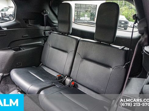Used 2025 Mitsubishi Outlander SE FWD image 22