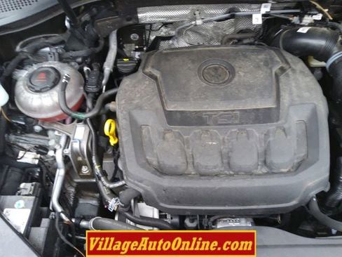 Used 2023 Volkswagen Tiguan SEL R-Line image 39