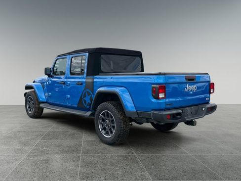 Used 2021 Jeep Gladiator Overland AWD/4WD image 4