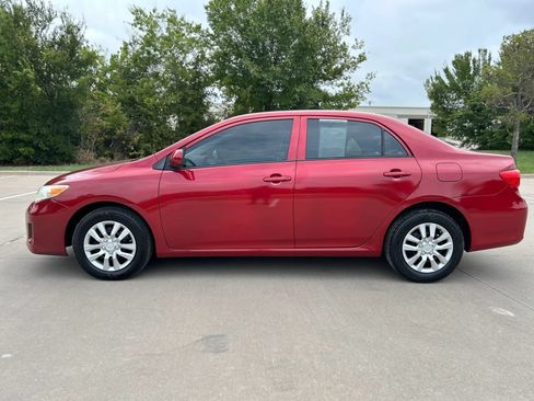 Used 2013 Toyota Corolla L FWD image 9