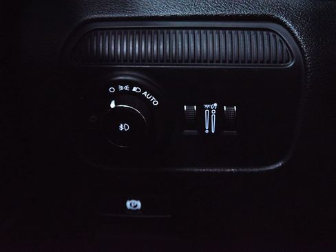 Used 2025 Jeep Wagoneer Series II RWD image 31