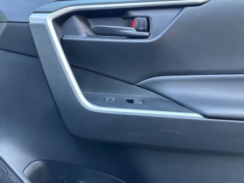 Used 2024 Toyota RAV4 LE image 20