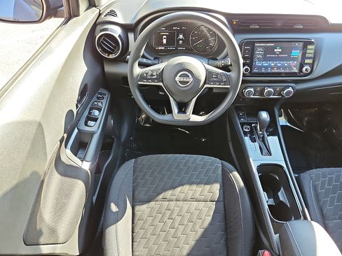Certified 2023 Nissan Kicks SV FWD image 11