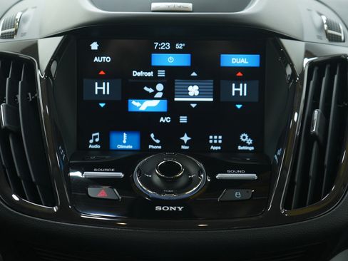 Used 2016 Ford Escape Titanium w/ Canadian Touring Package image 18