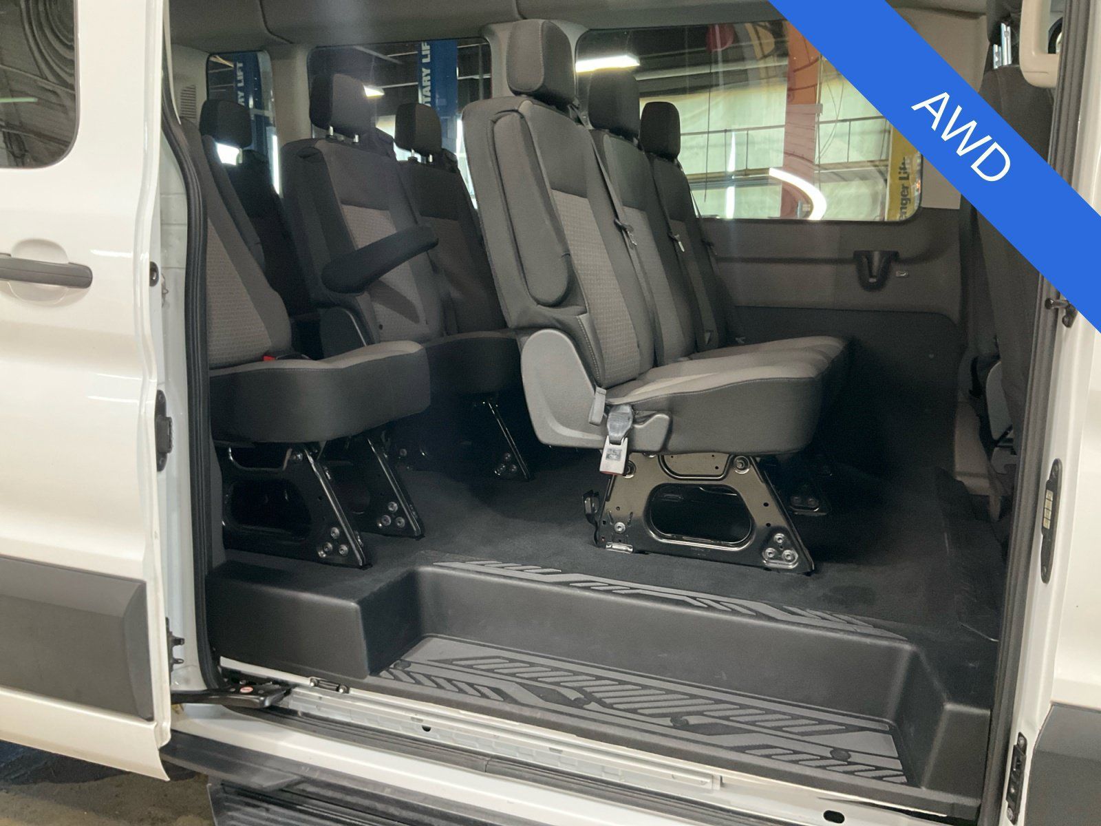 Used 2025 Ford Transit 350 XLT AWD/4WD image 18