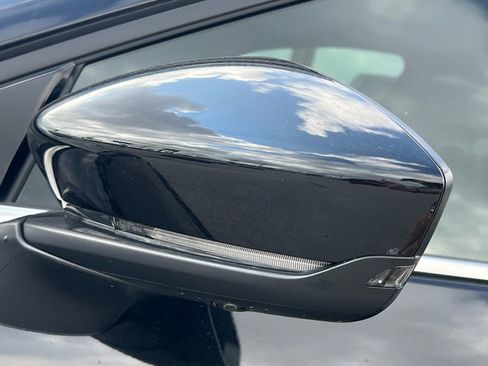 New 2026 MAZDA MAZDA3 Hatchback w/Premium Plus Pkg image 11