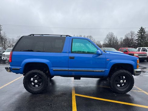 Used 1996 Chevrolet Tahoe 4WD 2-Door image 5