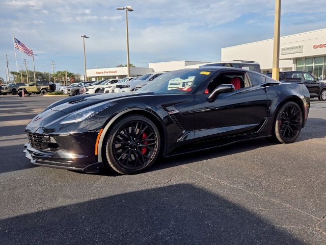 Used 2017 Chevrolet Corvette Z06 RWD image 3