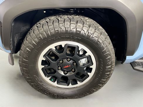 Used 2026 Toyota 4Runner TRD Off-Road Premium AWD/4WD image 13