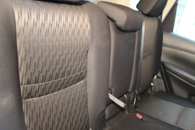 Used 2020 Nissan Rogue S AWD/4WD image 13