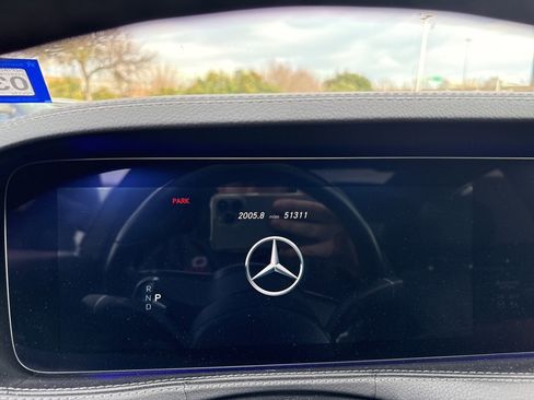 Used 2020 Mercedes-Benz S 450 Sedan image 7