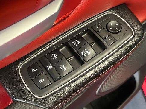 Used 2019 RAM 1500 Rebel AWD/4WD image 33