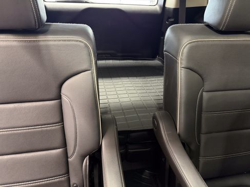 Used 2023 GMC Acadia Denali w/ Trailering Package FWD image 36