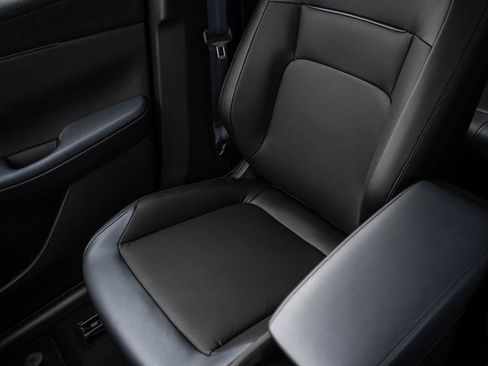 New 2026 Nissan Leaf SV+ w/ Illuminated Package image 24