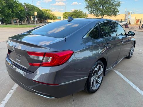 Used 2018 Honda Accord EX image 6