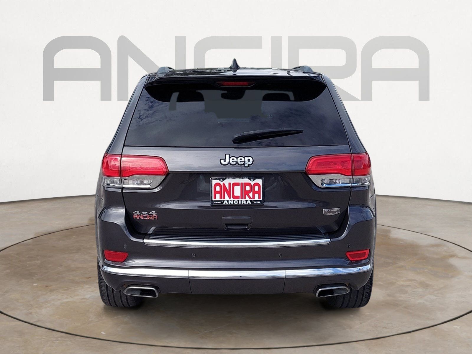 Used 2020 Jeep Grand Cherokee Summit AWD/4WD image 9