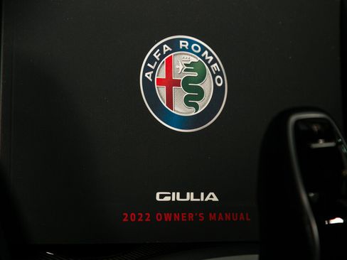 Used 2022 Alfa Romeo Giulia Veloce image 42
