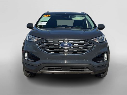 Used 2021 Ford Edge Titanium w/ Class II Trailer Tow Package image 8